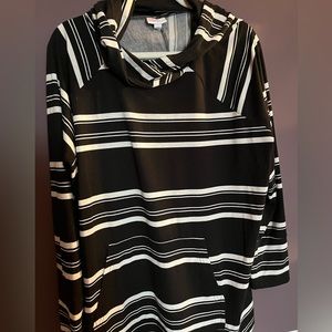 LuLaRoe Amber Hoodie